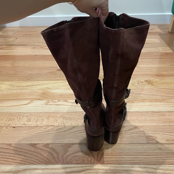 Bernardo Brown Suede Wrap Buckle 2 Way Fold Zipper Heeled Bennie Boot EUC Size 9 - Picture 8 of 11